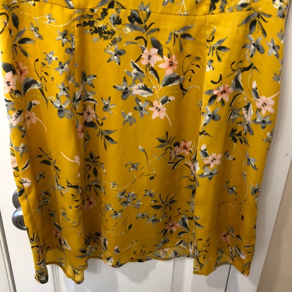 NWT! Express Dress! Size 12! 👗 - Picture 9 of 9